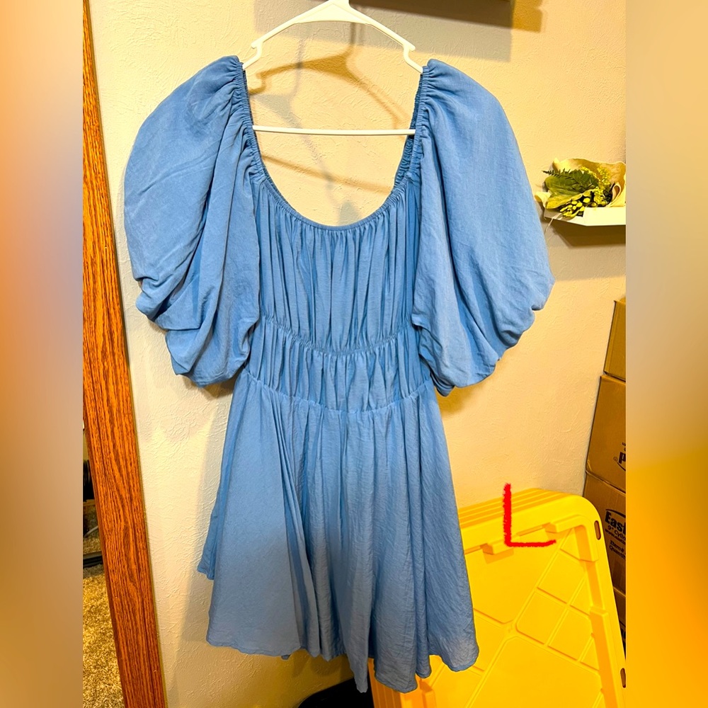 Women’s dress